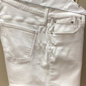 In good used condition j crew white shorts